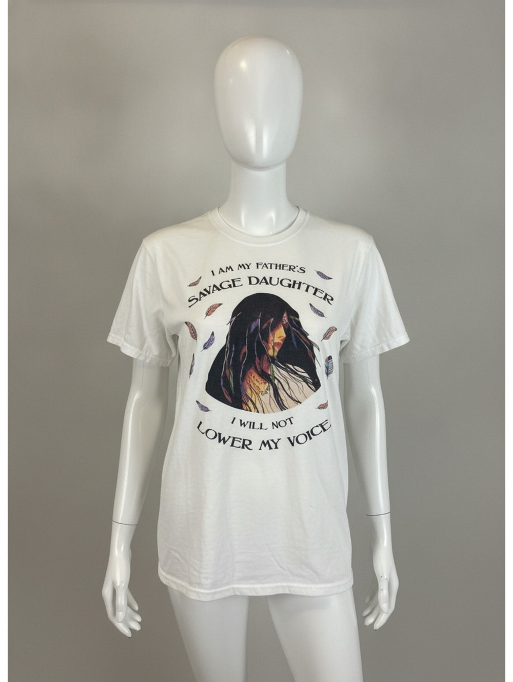 Gildan Heavy Cotton XL White Graphic T-Shirt with 'Savage Daughter' Design